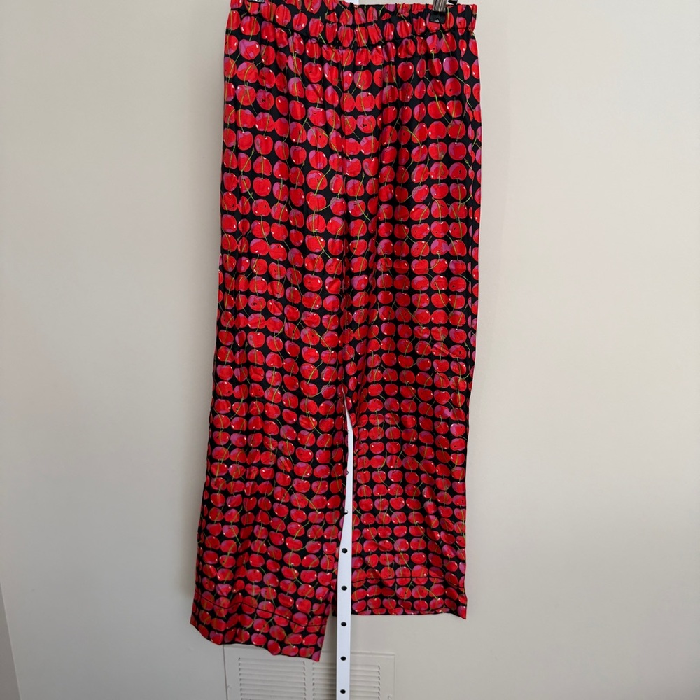 La DoubleJ cherry-print silk pyjama set size S - Picture 8 of 13